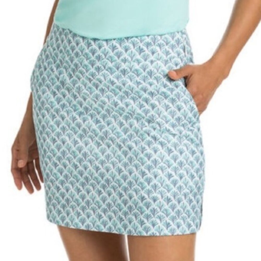Vineyard Vines Aqua & White Patterned Skort